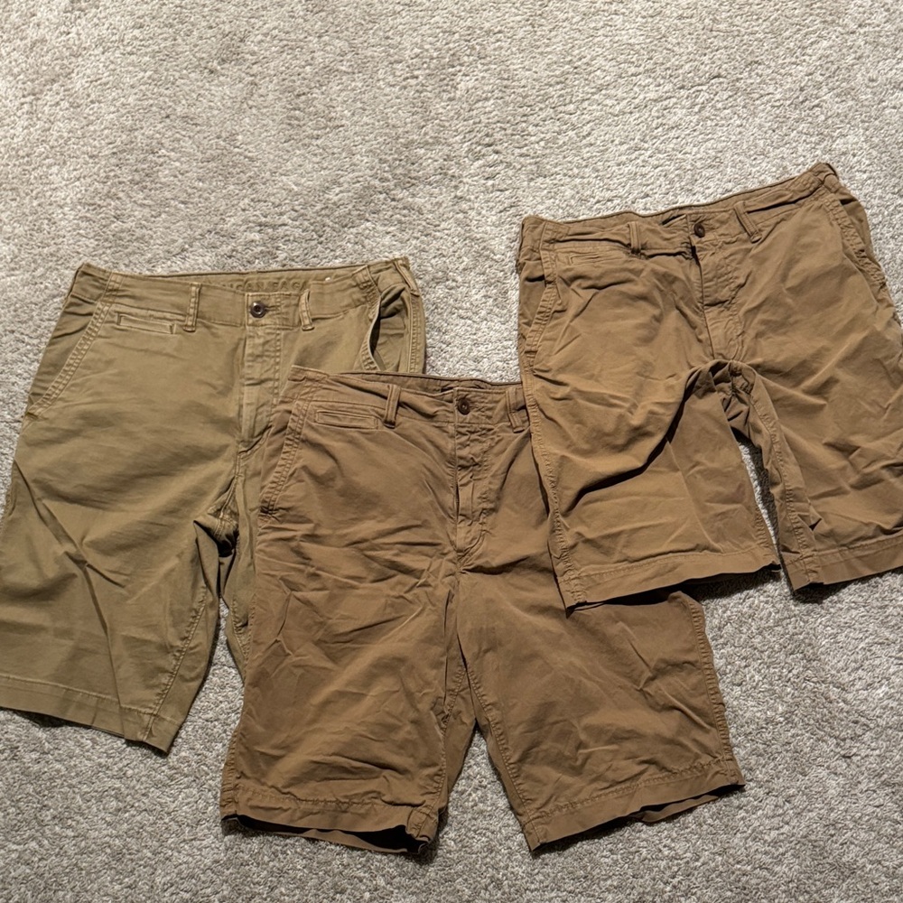 Set of 3: American Eagle Mens Khaki Flat Front Shorts- 33